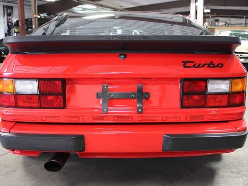 Used 1987 Porsche 944 Turbo RWD image 5