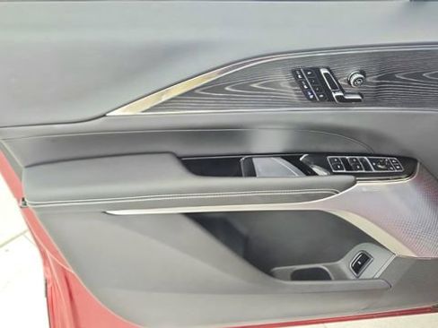 Used 2024 Cadillac Lyriq Sport image 36