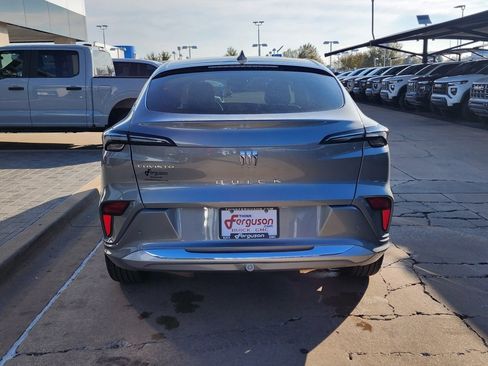 New 2026 Buick Envista Avenir image 5