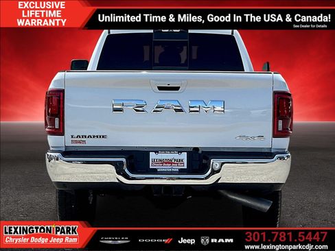 New 2026 RAM 2500 Laramie AWD/4WD image 4
