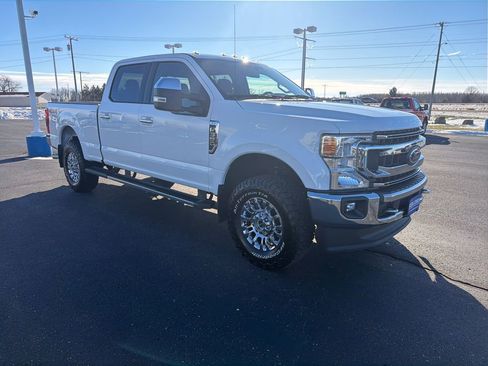 Used 2022 Ford F350 XLT w/ XLT Premium Package image 7