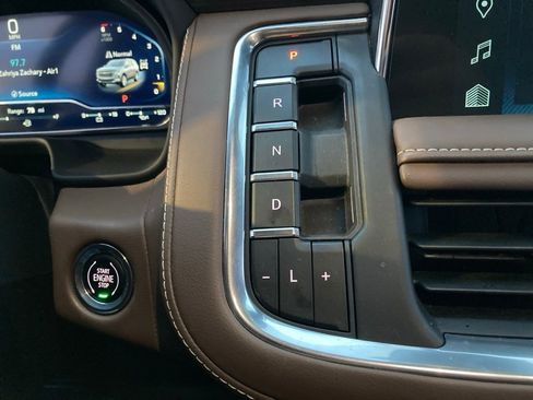 Used 2023 Chevrolet Tahoe High Country image 21