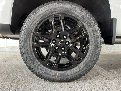 New 2026 Chevrolet Silverado 1500 LT Trail Boss w/ Protection Package image 30