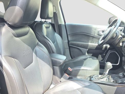 Used 2019 Jeep Compass Limited AWD/4WD image 19