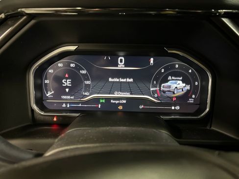 Used 2023 GMC Sierra 1500 AT4 w/ Technology Package image 16