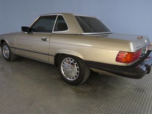 Used 1988 Mercedes-Benz 560 SL image 95