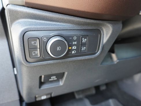 Used 2022 Ford Bronco Outer Banks image 13