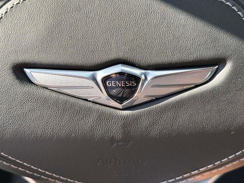 Used 2025 Genesis GV70 3.5T Sport image 29