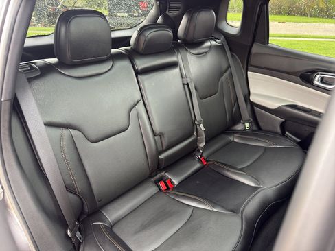 Used 2023 Jeep Compass Limited w/ Elite Group AWD/4WD image 30