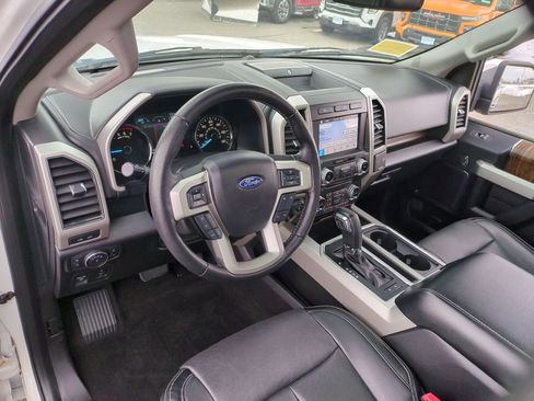 Used 2018 Ford F150 Lariat w/ Equipment Group 502A Luxury image 10