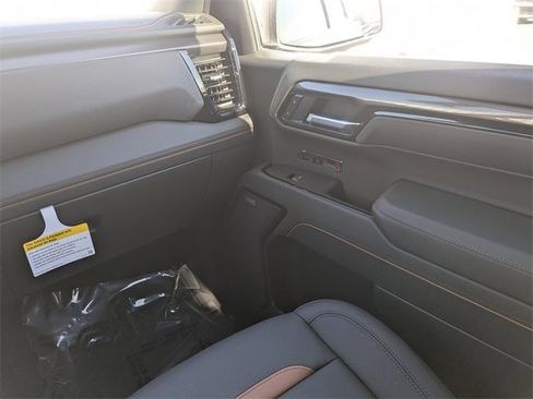 New 2026 GMC Sierra 1500 AT4 w/ AT4 Premium Package image 19