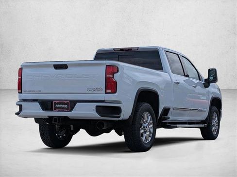 New 2026 Chevrolet Silverado 2500 High Country w/ High Country Premium Package AWD/4WD image 5