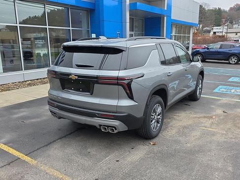 New 2026 Chevrolet Traverse LT image 7