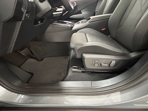 Used 2025 BMW X3 xDrive30i w/ Premium Package image 29