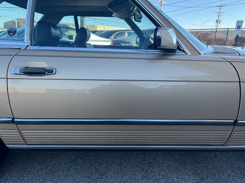 Used 1987 Mercedes-Benz 560 SL image 21