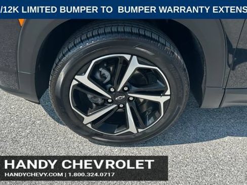 Certified 2023 Chevrolet TrailBlazer RS w/ Sun and Liftgate Package AWD/4WD image 9