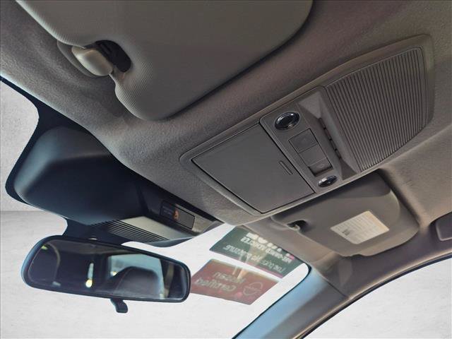 Certified 2025 Nissan Kicks SR FWD image 20