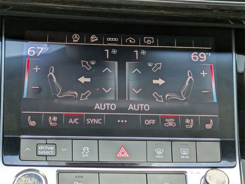 Used 2023 Audi Q8 Premium Plus image 25