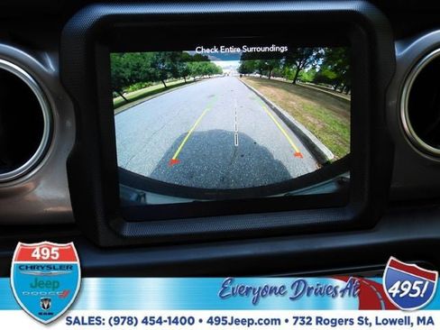 Used 2021 Jeep Wrangler Unlimited Sahara w/ Dual Top Group image 24