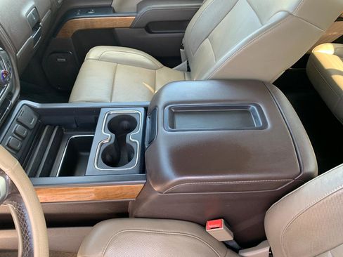 Used 2014 Chevrolet Silverado 1500 LTZ AWD/4WD image 16