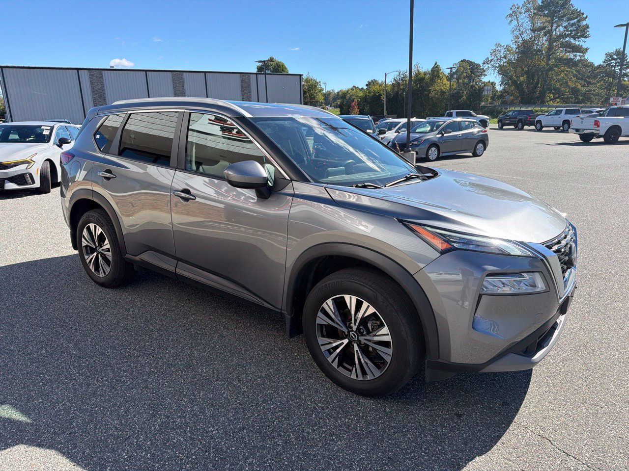 Used 2023 Nissan Rogue SV w/ SV Premium B Package AWD/4WD image 11