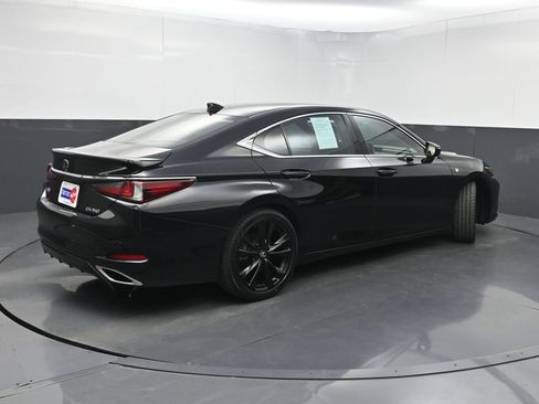 Used 2022 Lexus ES 350 F Sport w/ Accessory Package FWD image 25