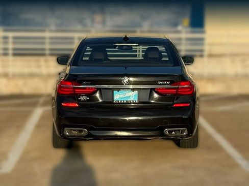 Used 2016 BMW 750i xDrive AWD/4WD image 7
