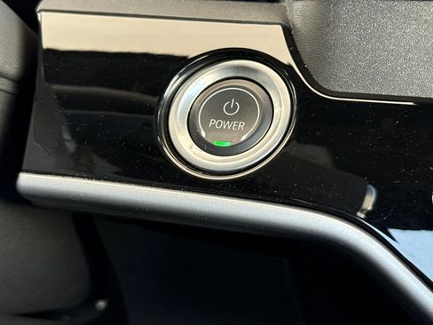 Certified 2024 Honda Prologue Elite image 32