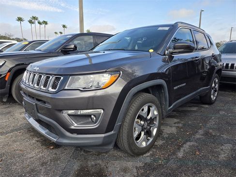Used 2019 Jeep Compass Limited image 3