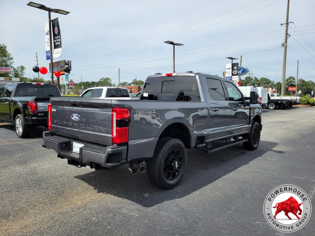 New 2027 Ford F350 Lariat w/ Black Appearance Package AWD/4WD image 6