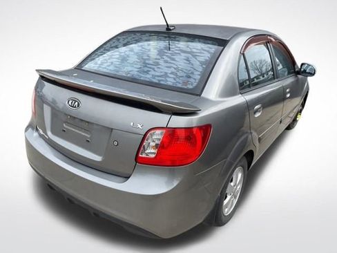 Used 2011 Kia Rio LX w/ Value Pkg image 9