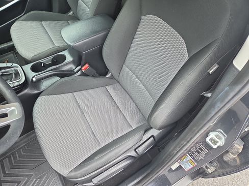 Used 2020 Kia Soul LX FWD image 13