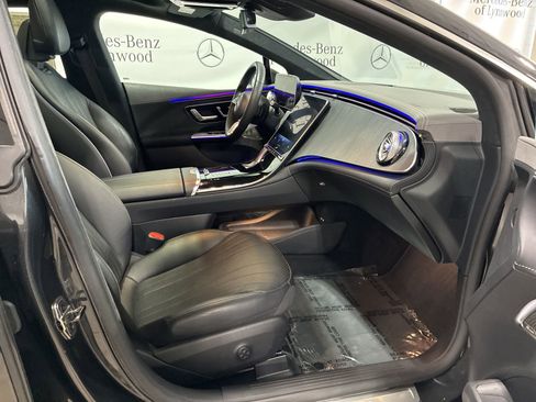 Used 2023 Mercedes-Benz EQE 500 4MATIC Sedan image 23