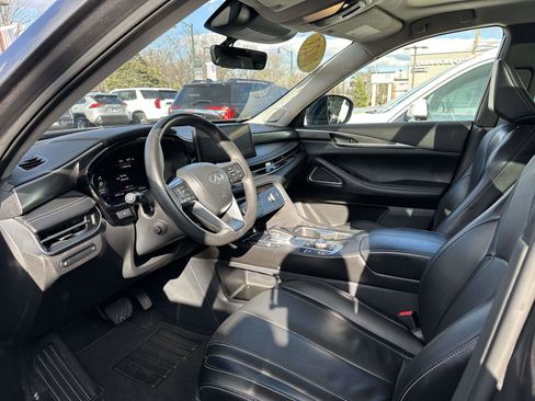 Used 2023 INFINITI QX60 Luxe w/ Performance Audio Package image 14