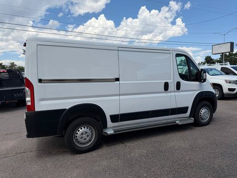 Used 2025 RAM ProMaster 2500 w/ U-Haul Equipment Group FWD image 4