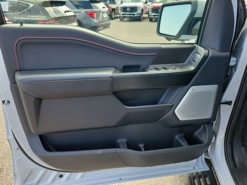 Used 2025 Ford F150 Raptor image 5