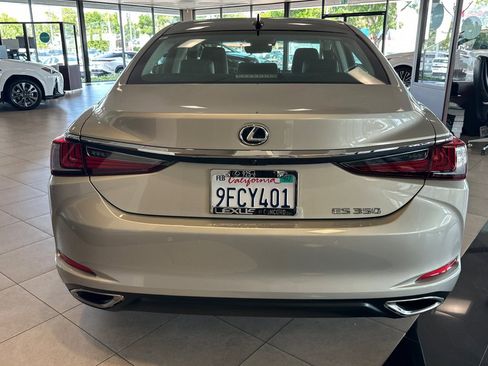 Used 2023 Lexus ES 350 w/ Premium Package FWD image 5