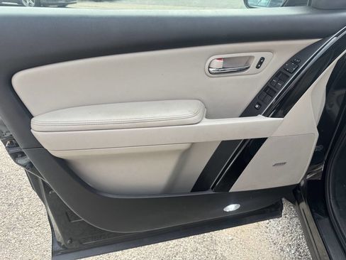 Used 2010 MAZDA CX-9 Touring w/ Moonroof & Bose Audio Pkg FWD image 11
