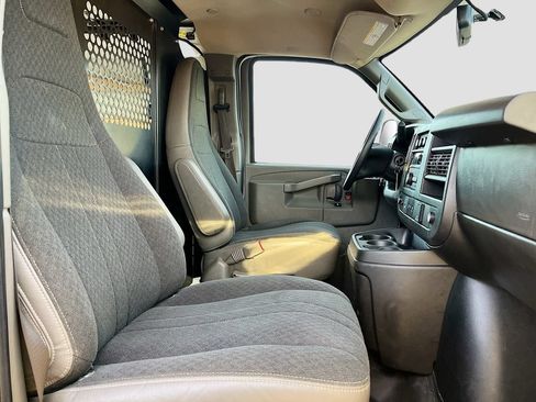 Used 2023 Chevrolet Express 2500 w/ Driver Convenience Package RWD image 24