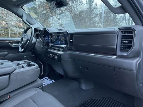 Used 2023 Chevrolet Silverado 1500 LT image 28
