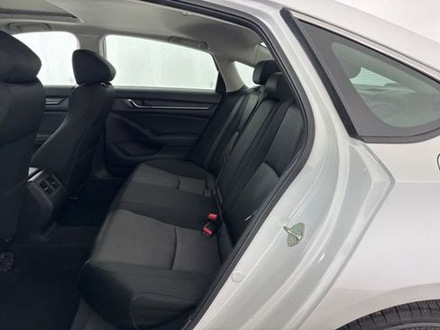 Certified 2018 Honda Accord EX image 32