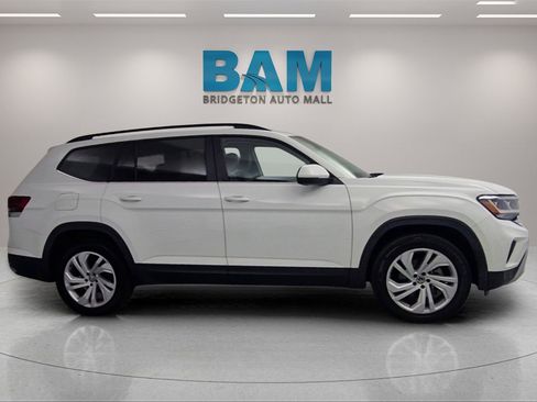 Used 2021 Volkswagen Atlas SE w/ Panoramic Sunroof Package image 8