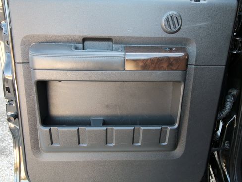 Used 2015 Ford F350 Platinum image 47