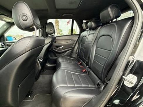 Used 2021 Mercedes-Benz GLC 300 image 10