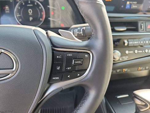 Used 2024 Lexus ES 350 w/ Premium Package FWD image 23