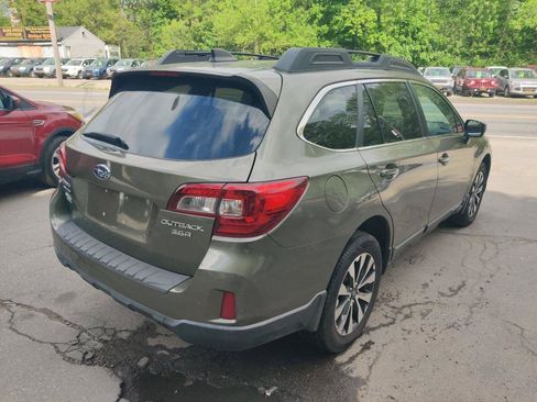 Used 2016 Subaru Outback 3.6R Limited AWD/4WD image 6
