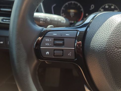 Used 2025 Honda Pilot EX-L image 30