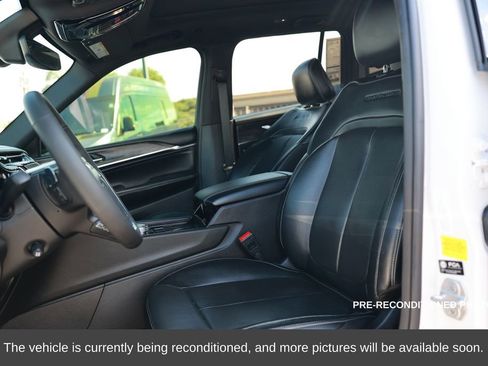 Used 2023 Jeep Grand Cherokee Overland w/ Rear Seat Video Group I image 17