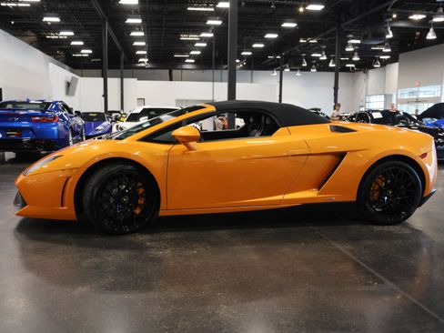 Used 2012 Lamborghini Gallardo LP 550-2 RWD image 11