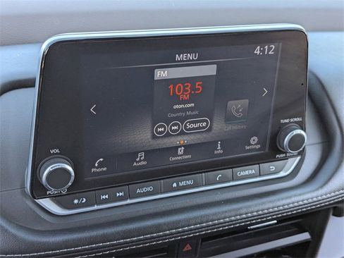 Used 2023 Nissan Rogue S image 26